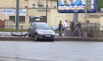 В результате столкновения 