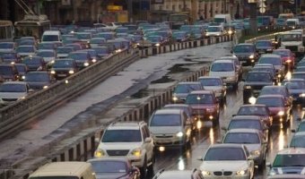 На МКАД в аварии пострадали пять человек, в том числе трое детей