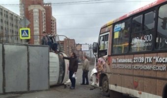 дтп на площади Конституции