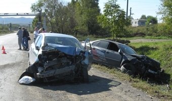 В аварии в Югре погибли пять человек