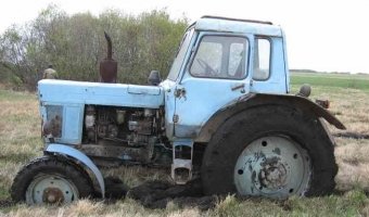 На трассе Сортавала-Петрозаводск несовершеннолетний водитель врезался в трактор
