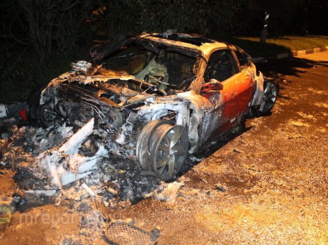 Ferrari F430 сгорел в москве5.jpg