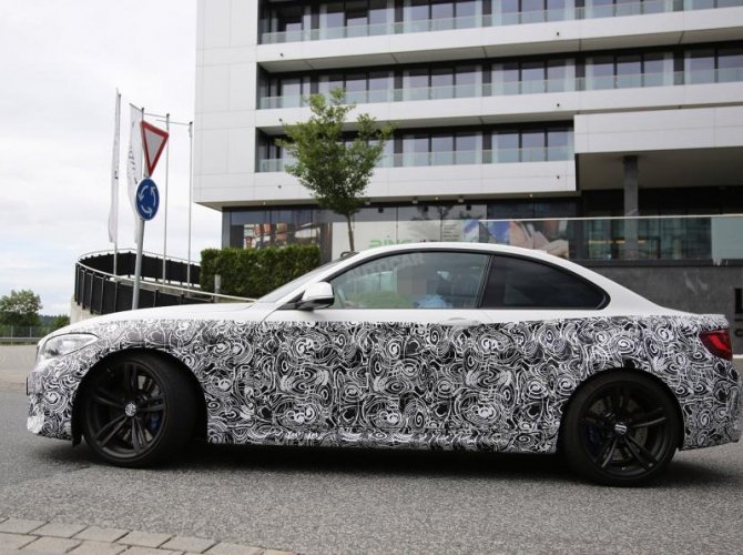 BMW M2 Coupe2.jpg