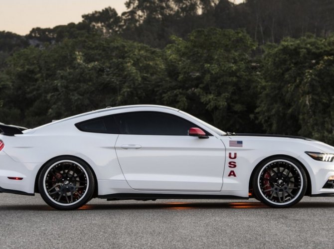 Ford Mustang Apollo Edition 5.jpg