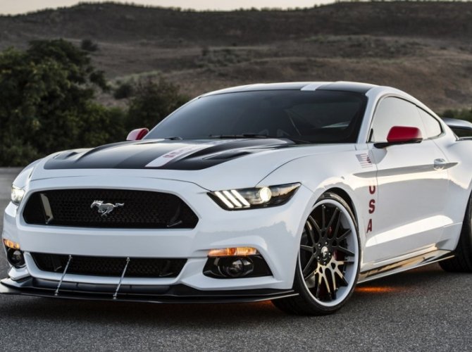 Ford Mustang Apollo Edition 1.jpg