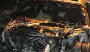 сгоревший автомобиль