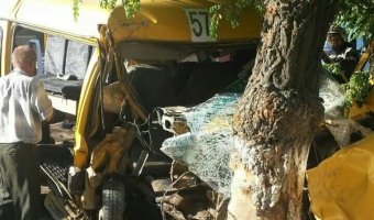 В Волгограде в ДТП с маршруткой пострадали люди.