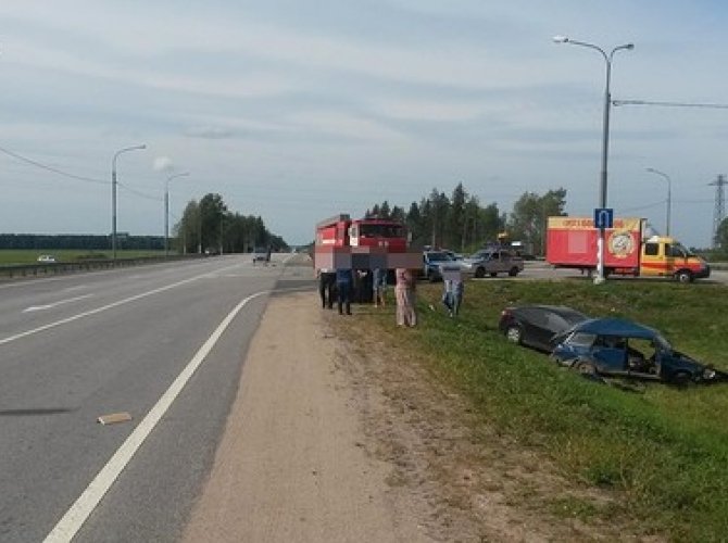 Два человека погибли и пятеро пострадали в ДТП на М-10 под Тверью 5.jpg