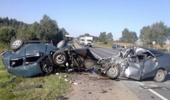 Под Вологдой в тройном ДТП погибли шесть человек