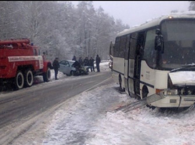 В ДТП с автобусом под Владимиром погиб человек, еще 11 пострадали 1.jpg