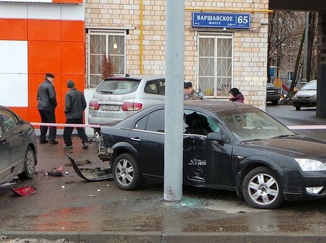 На юге Москвы «Газель» насмерть сбила пешехода (4).jpg