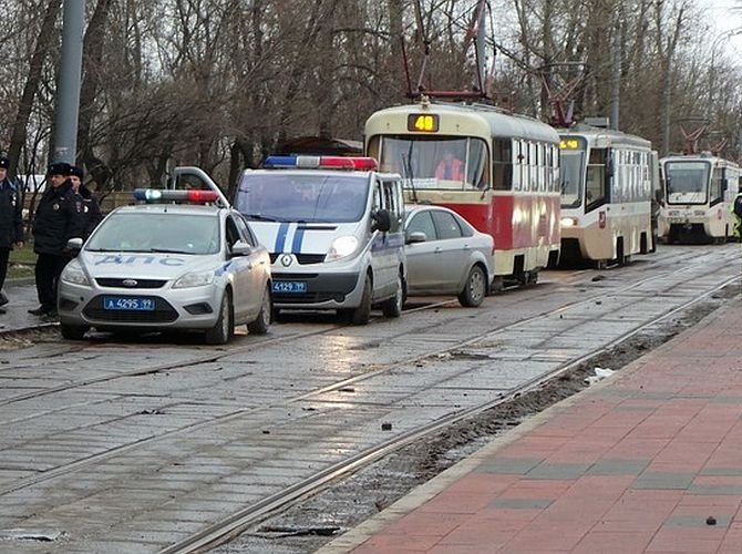 На юге Москвы «Газель» насмерть сбила пешехода (6).jpg