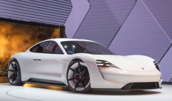 Porsche выпустит свой первый электромобиль