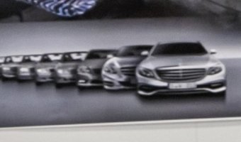В Сеть просочились фото рекламного буклета нового Mercedes E-Class