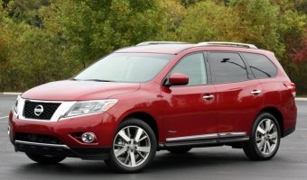 Стали известны американские цены на новый Nissan Pathfinder