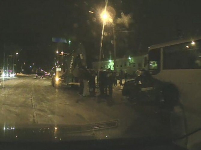 В Твери в ДТП с автобусом погибли два человека (2).jpg