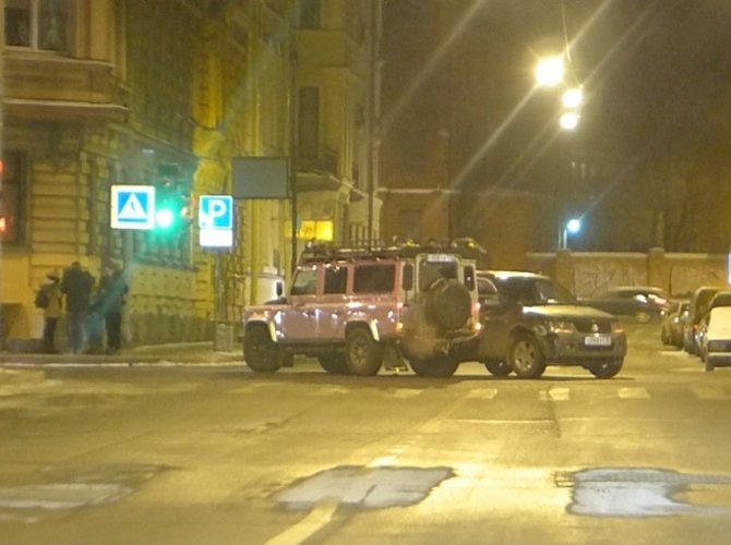 ДТП на перекретске Ковенского и Радищева