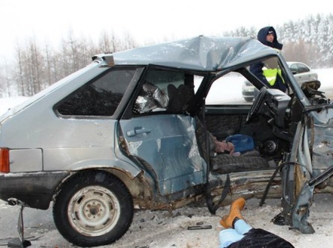 В ДТП на Оренбургском тракте погибла девушка (2).jpg
