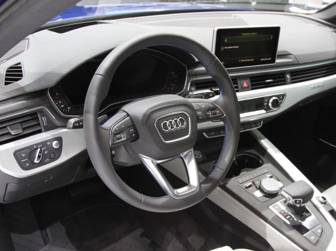 Audi презентовали A4 allroad quattro в Детройте (2).jpg