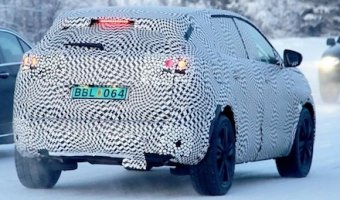 Новый Peugeot 3008 вышел на зимние тесты
