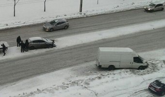Лобовое столкновение на проспекте Ветеранов