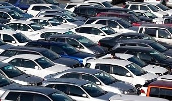 Названы города, в которых покупают самые дешевые автомобили