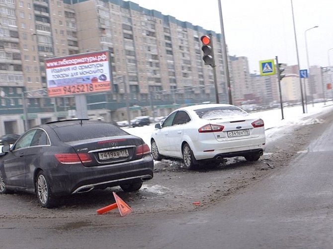 ДТП на Планерной улице