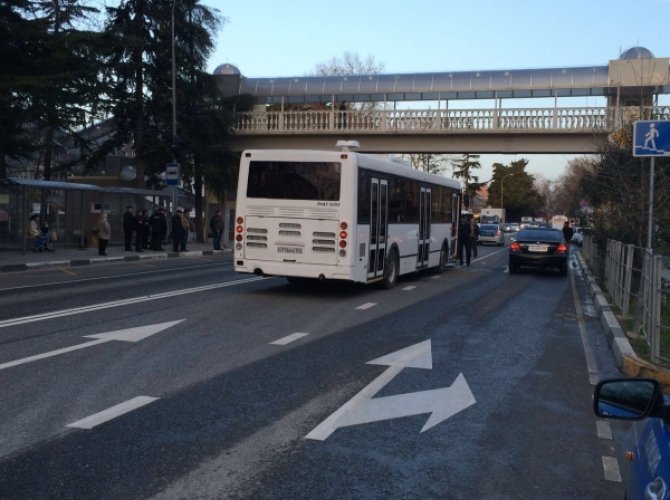 В Сочи в ДТП с автобусом погибли два человека (2).jpeg