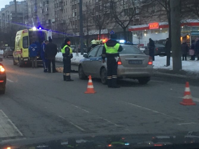 На улице Димитрова в Петербурге насмерть сбили женщину (1).jpg