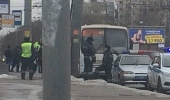 В Петербурге маршрутка переехала трехлетнюю девочку