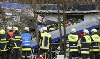 При столкновении поездов в Баварии погибли восемь человек