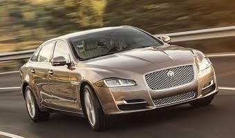 В России начались продажи обновленного представительского седана Jaguar XJ