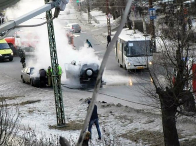 В Петрозаводске взорвался автомобиль 18.03 (2).jpg