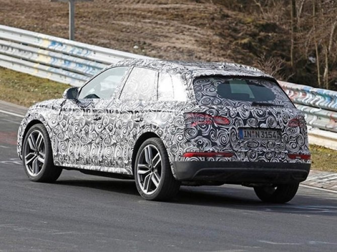 Audi Q5 тестируют на трассе Нюрбургринга (2).jpg