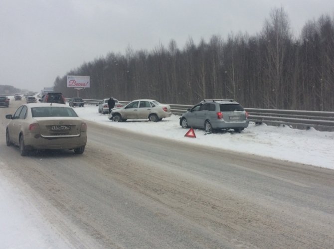На Серовском тракте произошло несколько ДТП на одном участке дороги (5).jpg