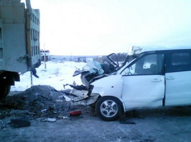В Якутии два арестанта погибли в ДТП после побега (2).jpg