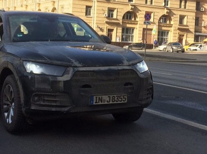 В Москве замечен новый кроссовер от Audi  (1).jpg