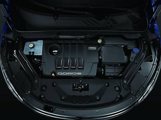 Qoros 5 SUV 2016 (15).jpg