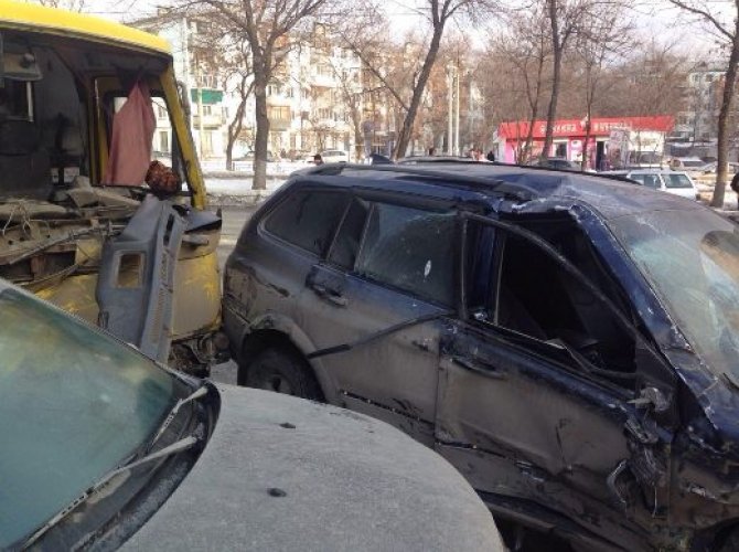 В ДТП в Самаре с маршруткой пострадали восемь человек (1).jpg