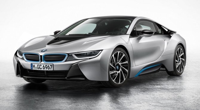 BMW продали в России 32 гибридных спорткара BMW i8 (4).jpg