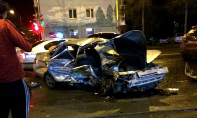 В Кемерово погибли два пассажира такси (3).jpg