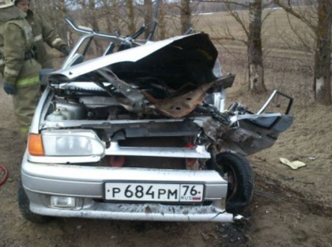 В Ярославском районе в ДТП пострадала женщина-водитель (1).jpg