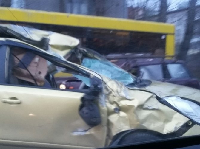 На Новороссийской в ДТП пострадала женщина-водитель (3).jpg