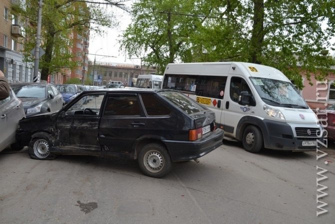 Массовое ДТП в Саратове блокировало движение общественного трнспорта