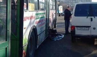Подробности ДТП с троллейбусом, насмерть сбившим ребенка на Пузакова