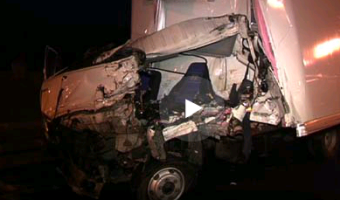 В ДТП с двумя грузовиками на МКАД погиб человек