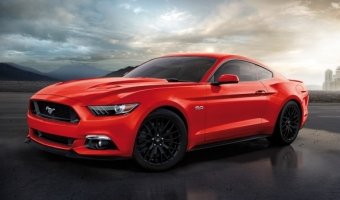 Ford Mustang стал самым продаваемым спортивным авто в 2015 году