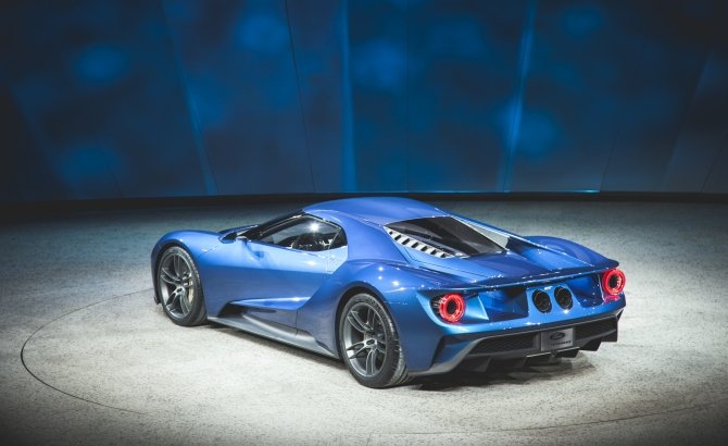 Более 6 500 покупателей подали онлайн-заявки на Ford GT (2).jpg