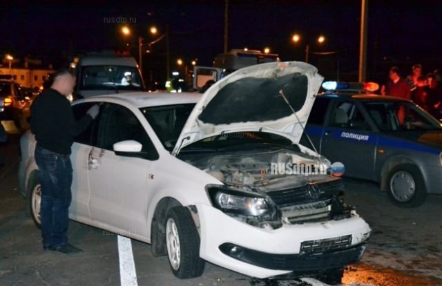 29 мая Volkswagen Polo с сыном мэра Чебоксар за рулем попал в ДТП