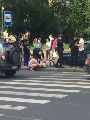 В Петербурге сбили 80-летнюю женщину (4).jpg
